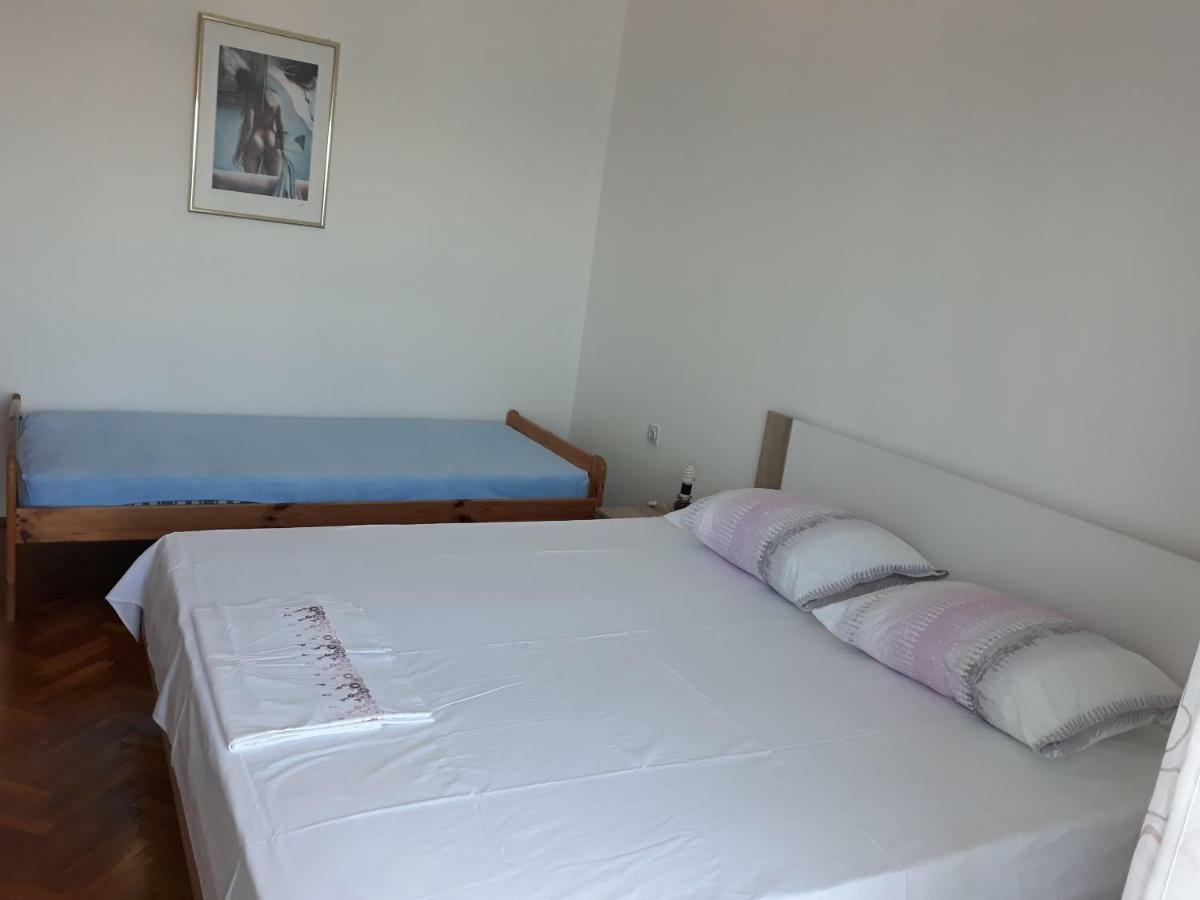 Appartement Dada à Senj  Extérieur photo