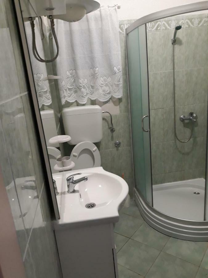 Appartement Dada à Senj  Extérieur photo
